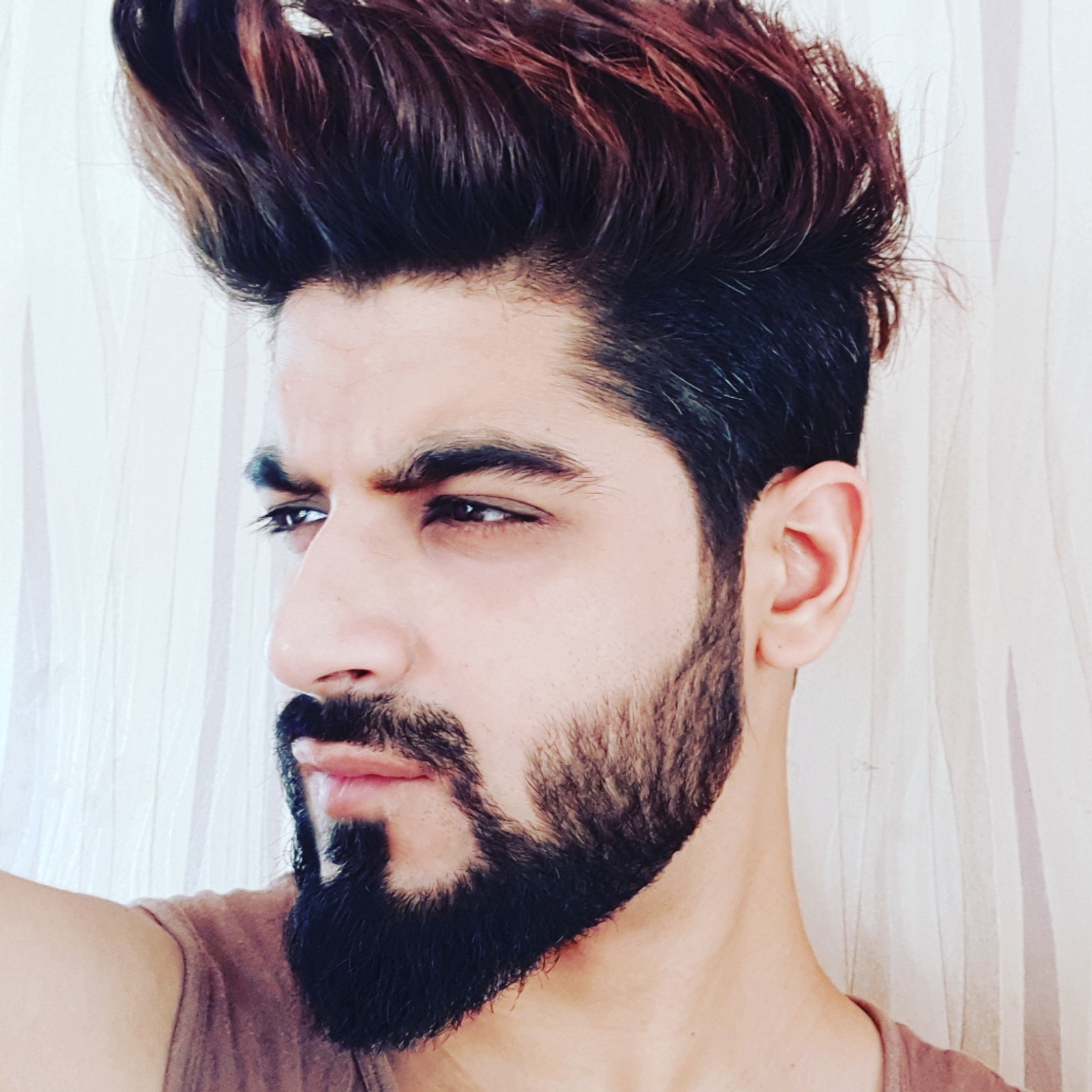 Create Professional Spokesperson Realsitic HQ Video Hd