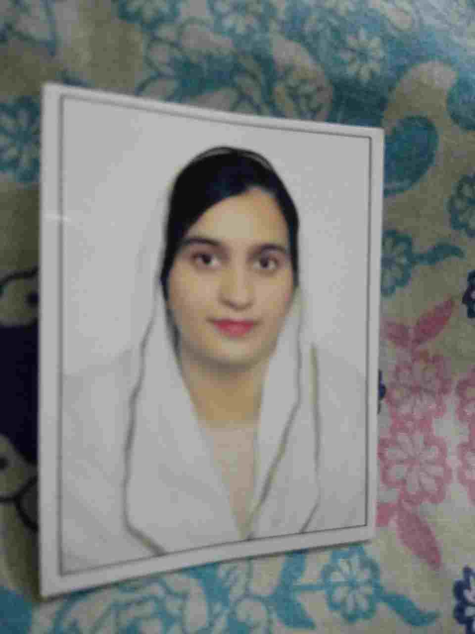 Photo Editor, web design, logo design, translation, article writing