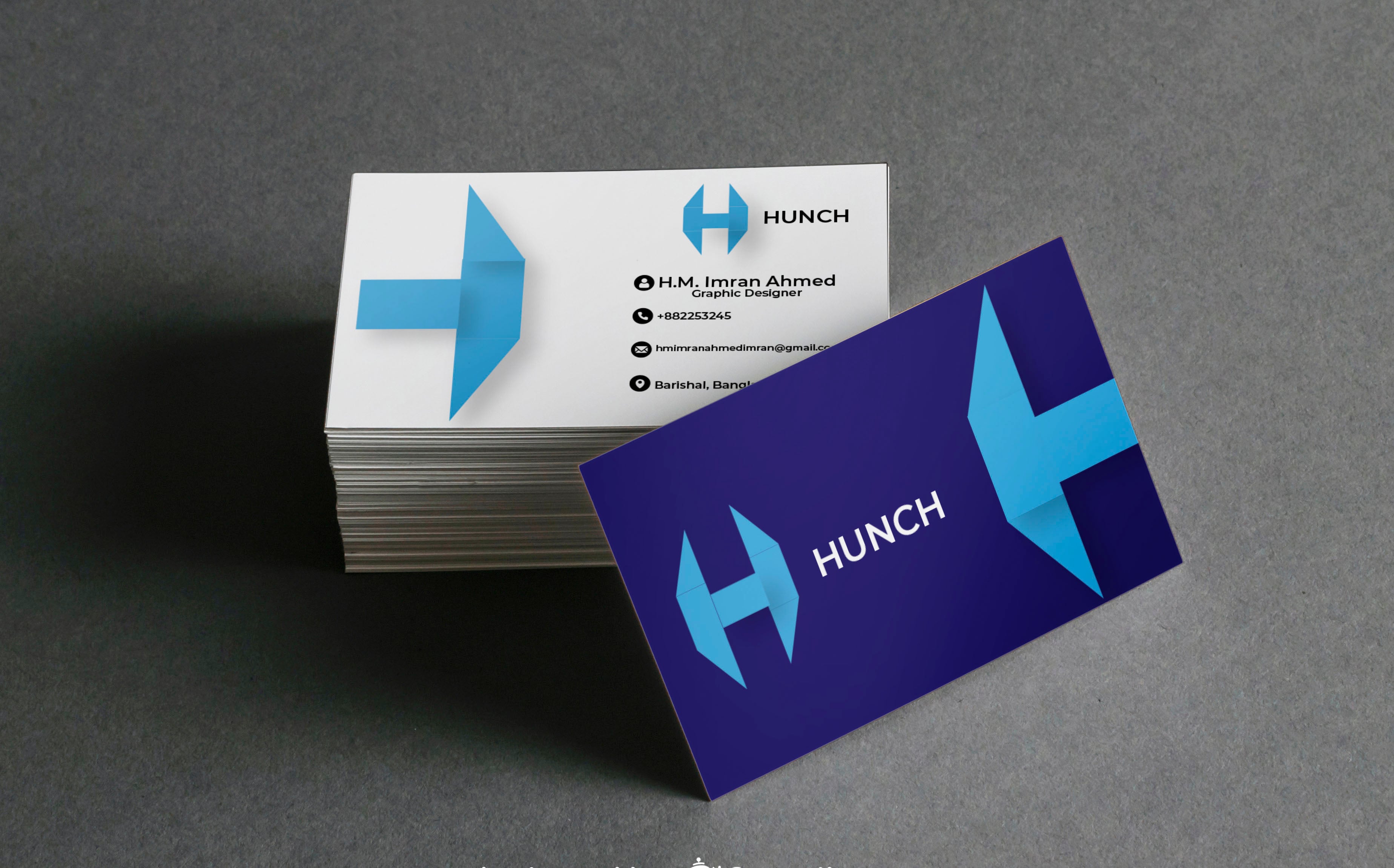 I will design professional modern minimal business card and logo for you.