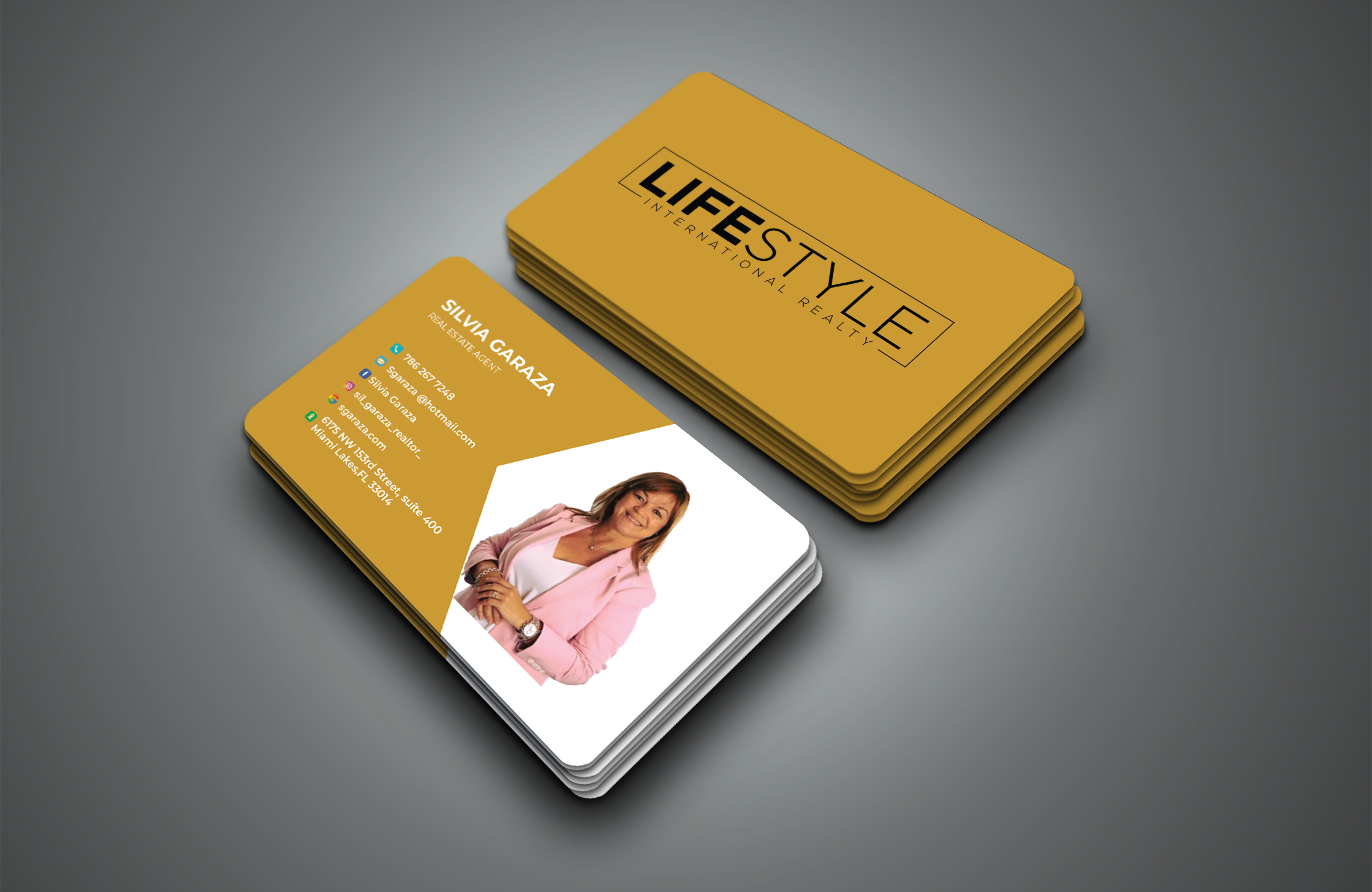 I will Design custom, luxuries and unique Business Card