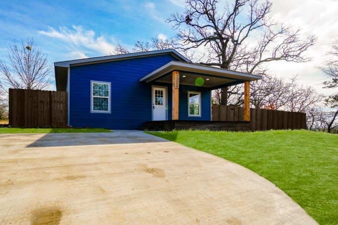 I will do any photoshop edit and retouching within 