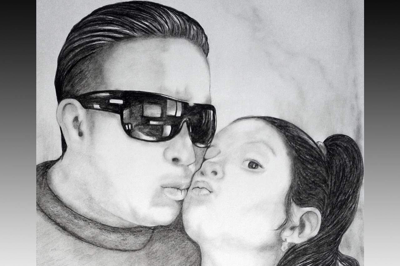 I will draw a realistic sketch portrait from your photo