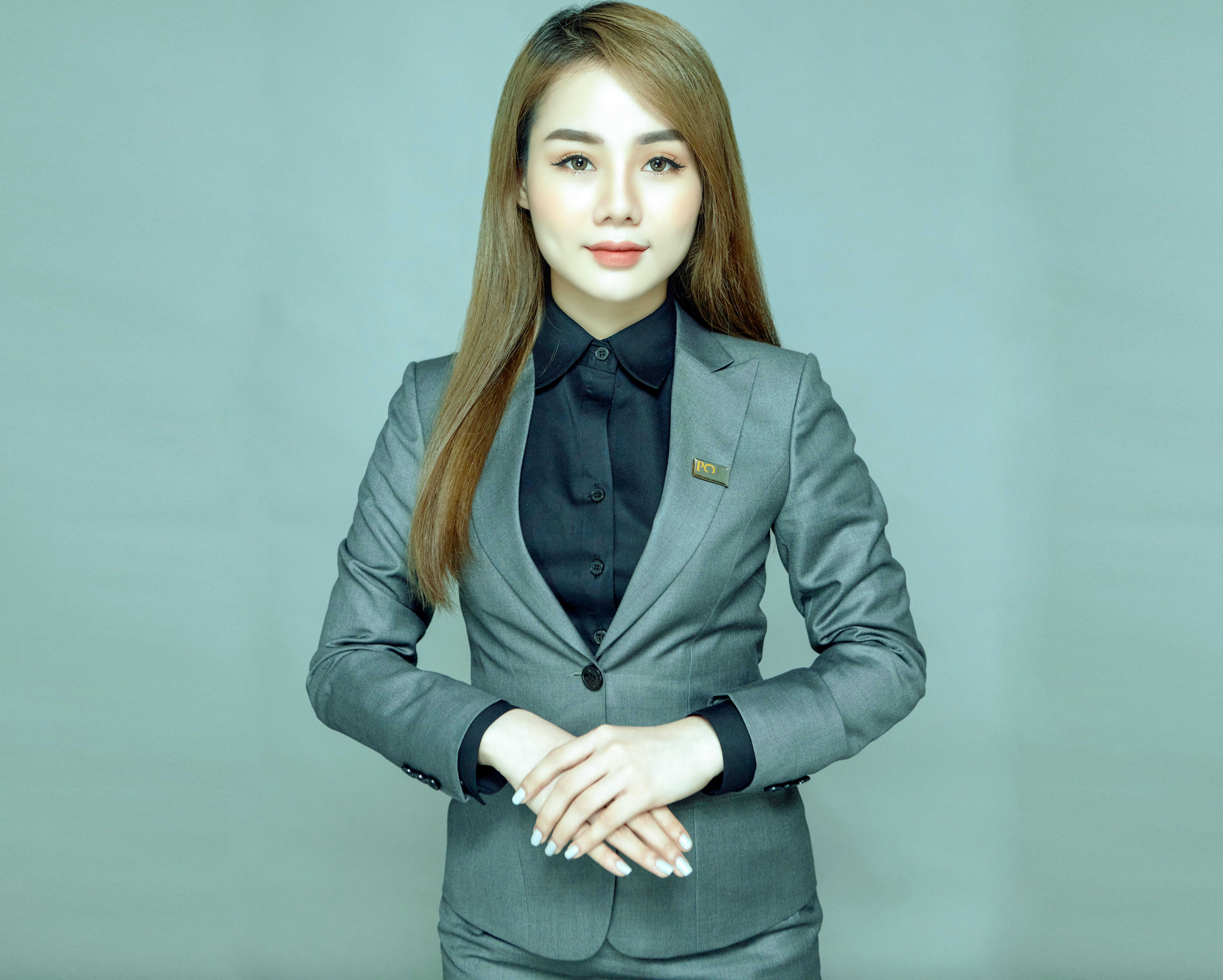 I will do photoshop editing photo background removal within 24 hours