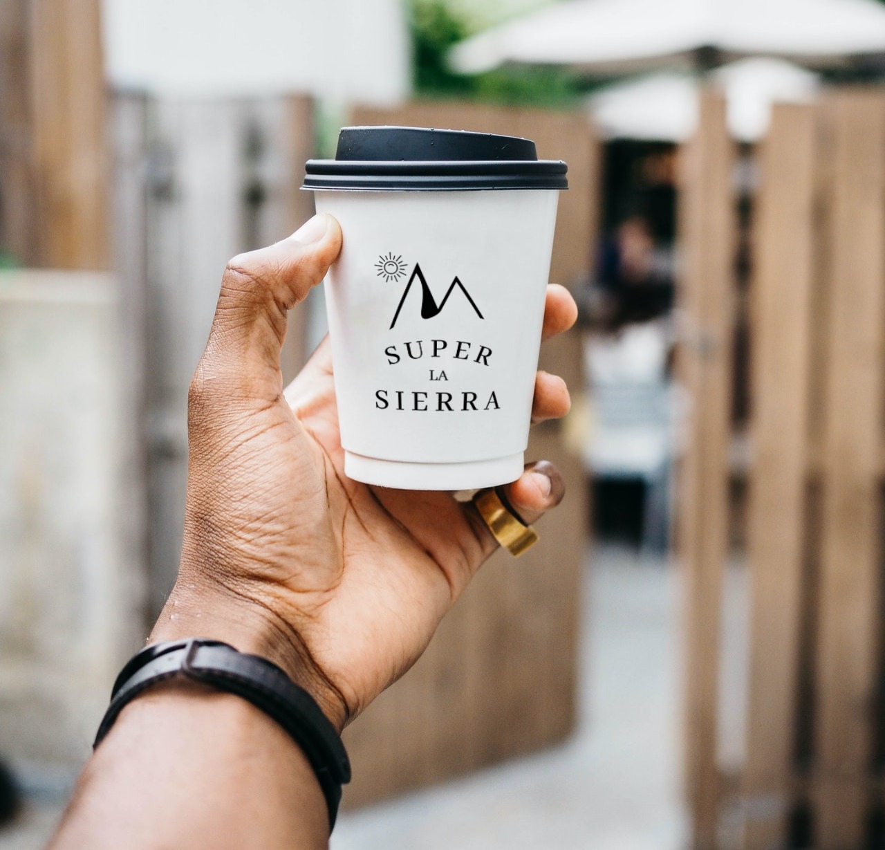 Design mockups 5 dollars each in less than 24 hours