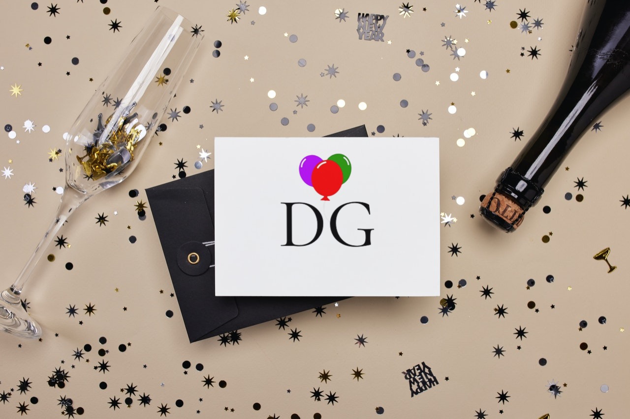 Design mockups 5 dollars each in less than 24 hours