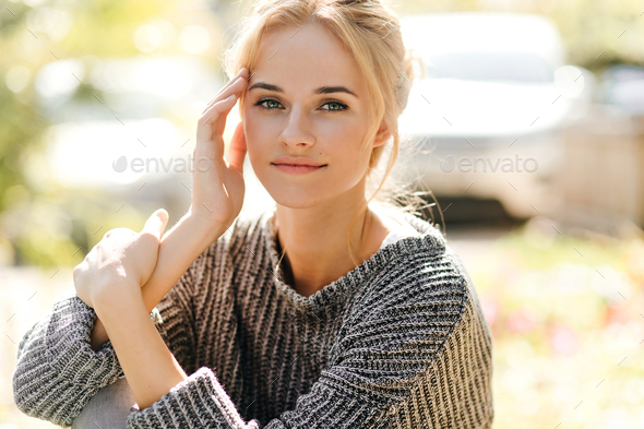 The best, easiest and fastest background remover in the world