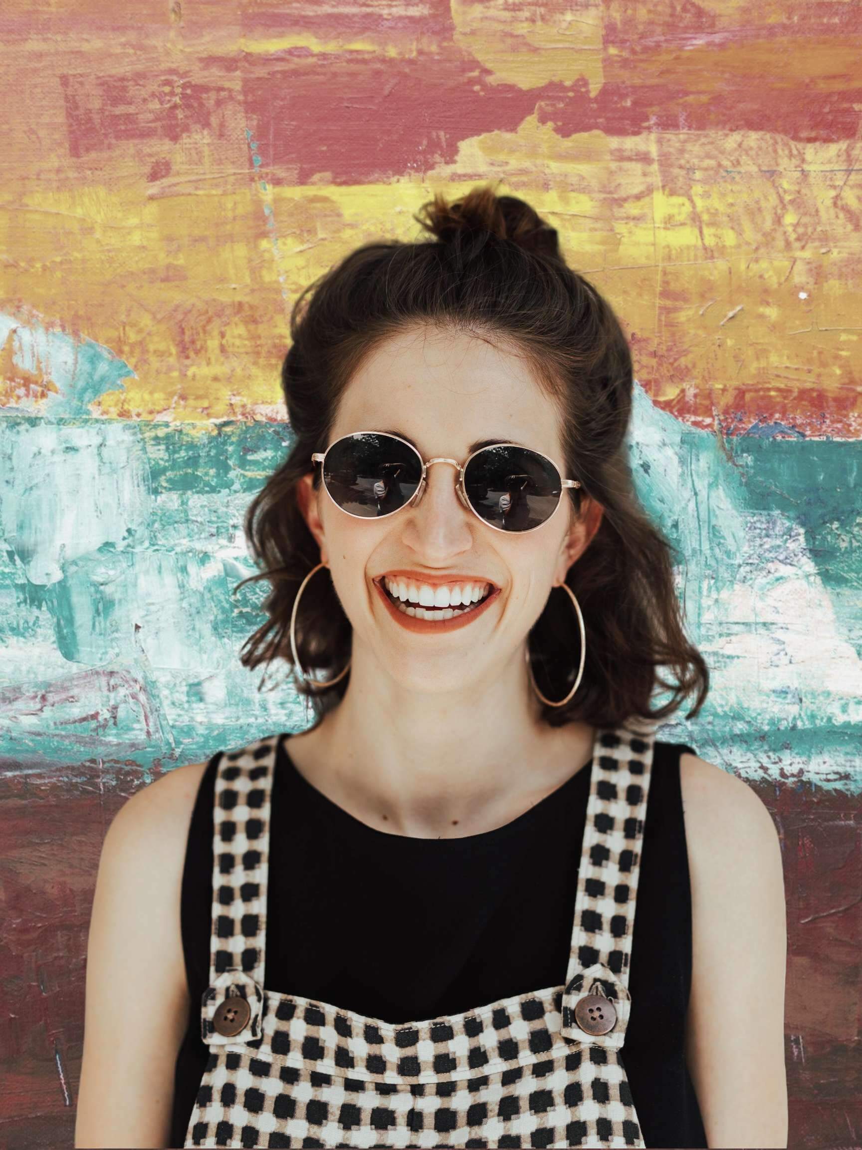 I will remove the background of your photos with the best possible quality and accuracy.