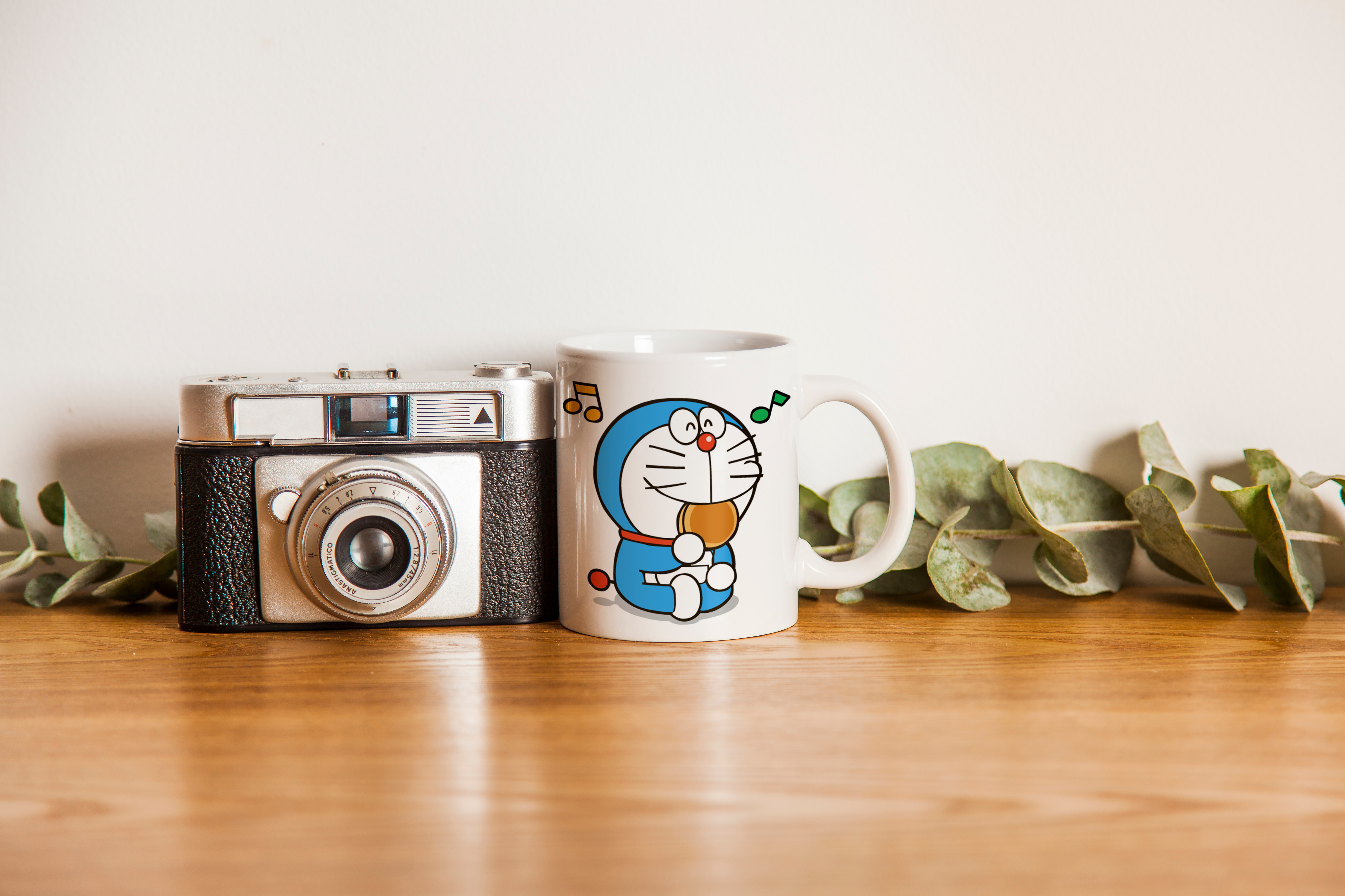 I will design retro and modern or custom design T-shirt, professional custom design mug 