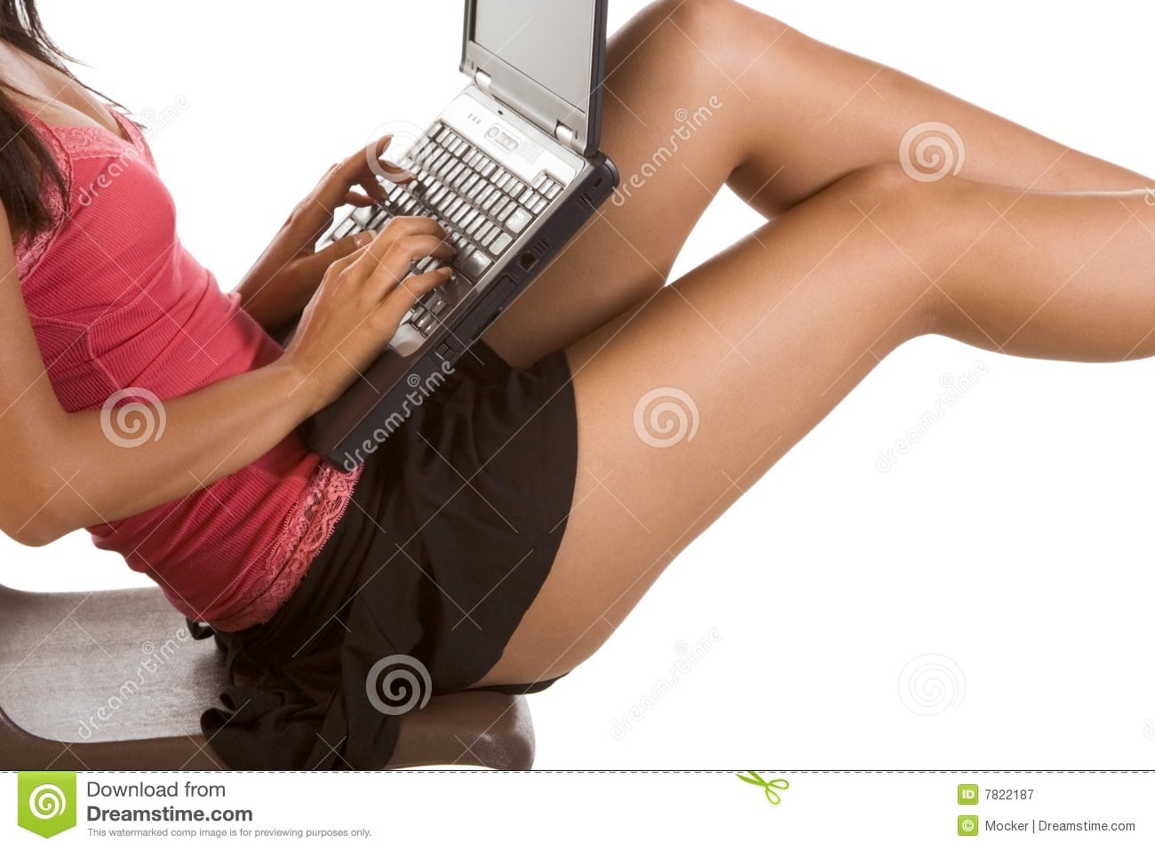 i will type 700 words