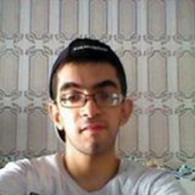 Translate in Arabic, French and English