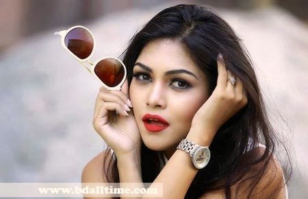 Design a unique and professional logo