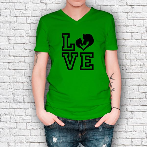 Design your logo or other motive to iron on to a fabric