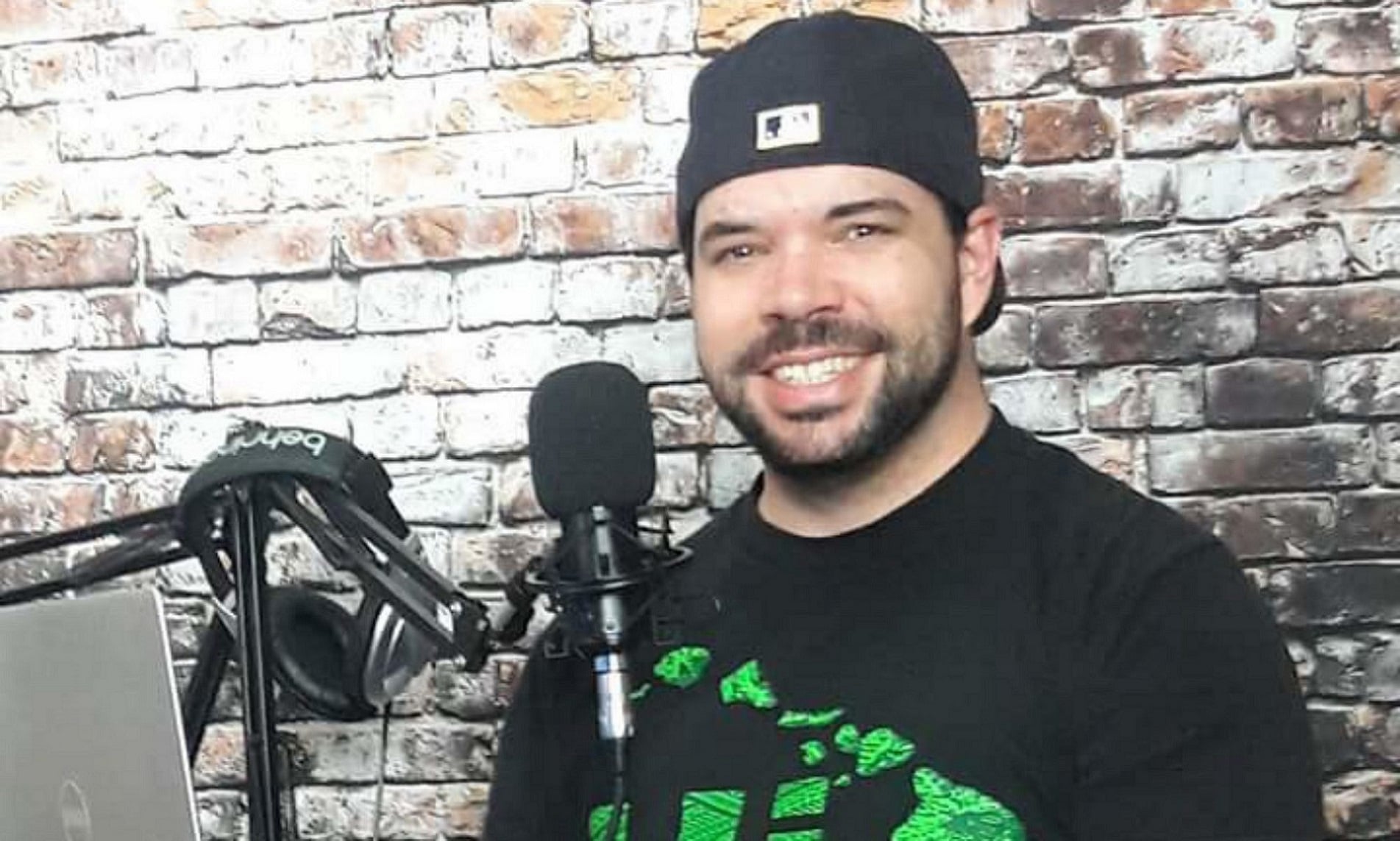 Record Business Phone Greeting/ IVR / Hold audio