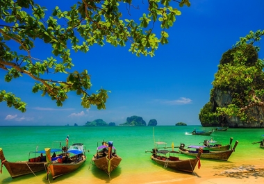 80 photos of very high quality about tourism